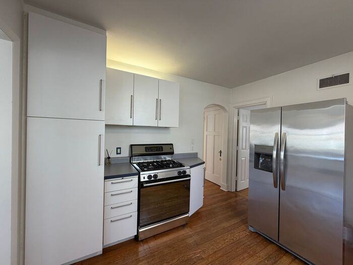 618 Brookland Park Dr - Photo 6 of 29