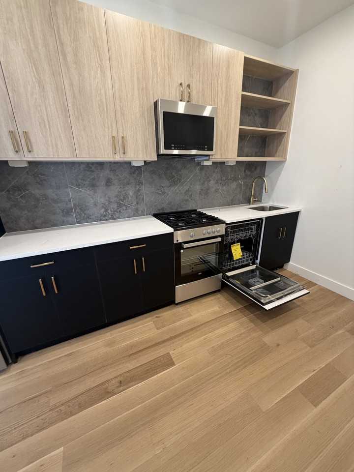 50 Grace St #4 - Photo 2 of 14