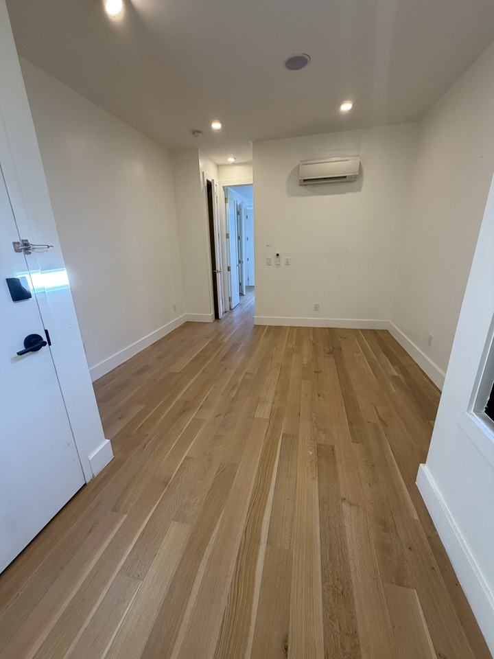 50 Grace St #4 - Photo 6 of 14