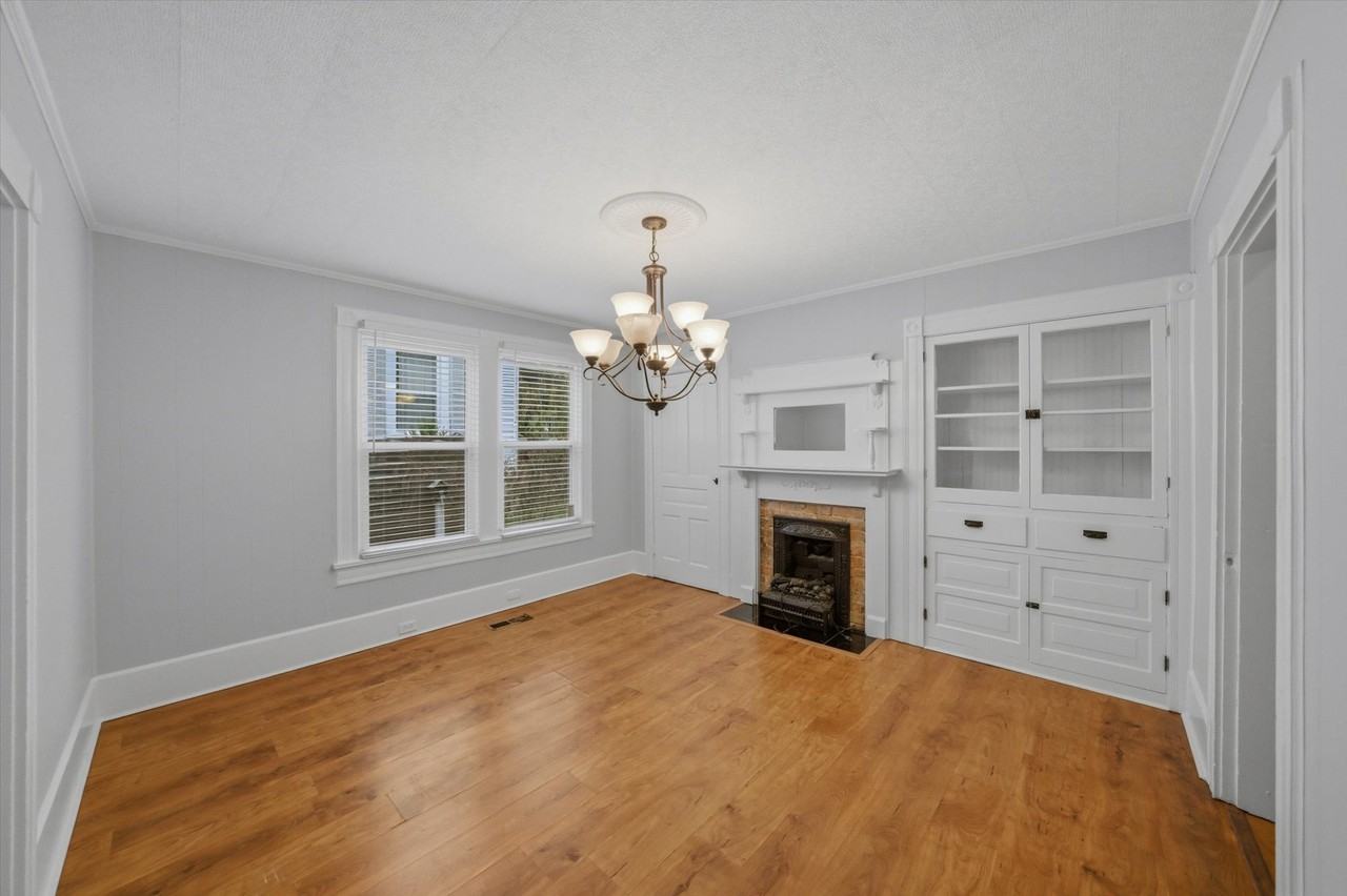 401 E Oak Hill Ave #NA - Photo 6 of 22