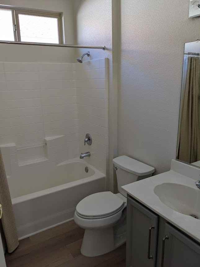 1046 Overland Ln #NA - Photo 5 of 8