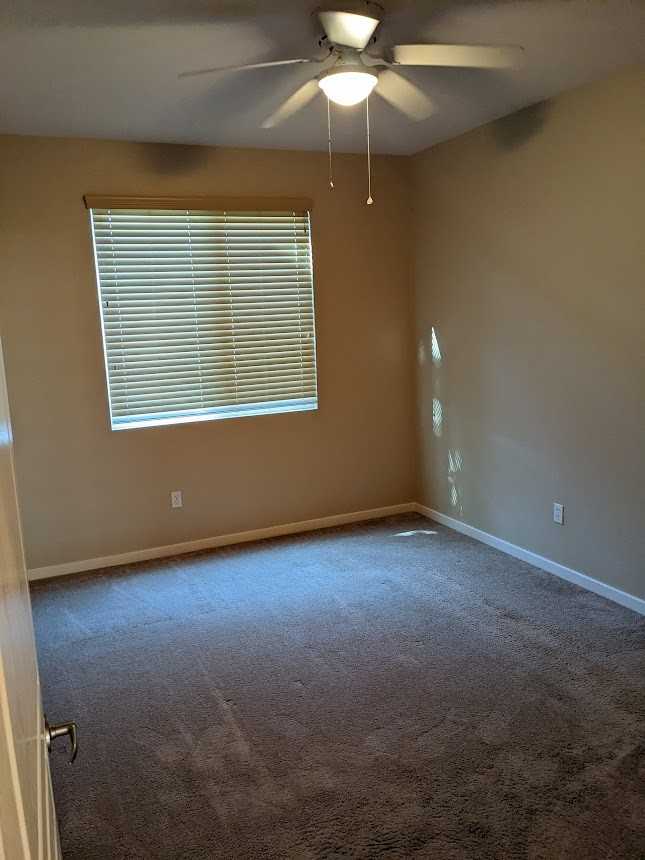 1046 Overland Ln #NA - Photo 6 of 8