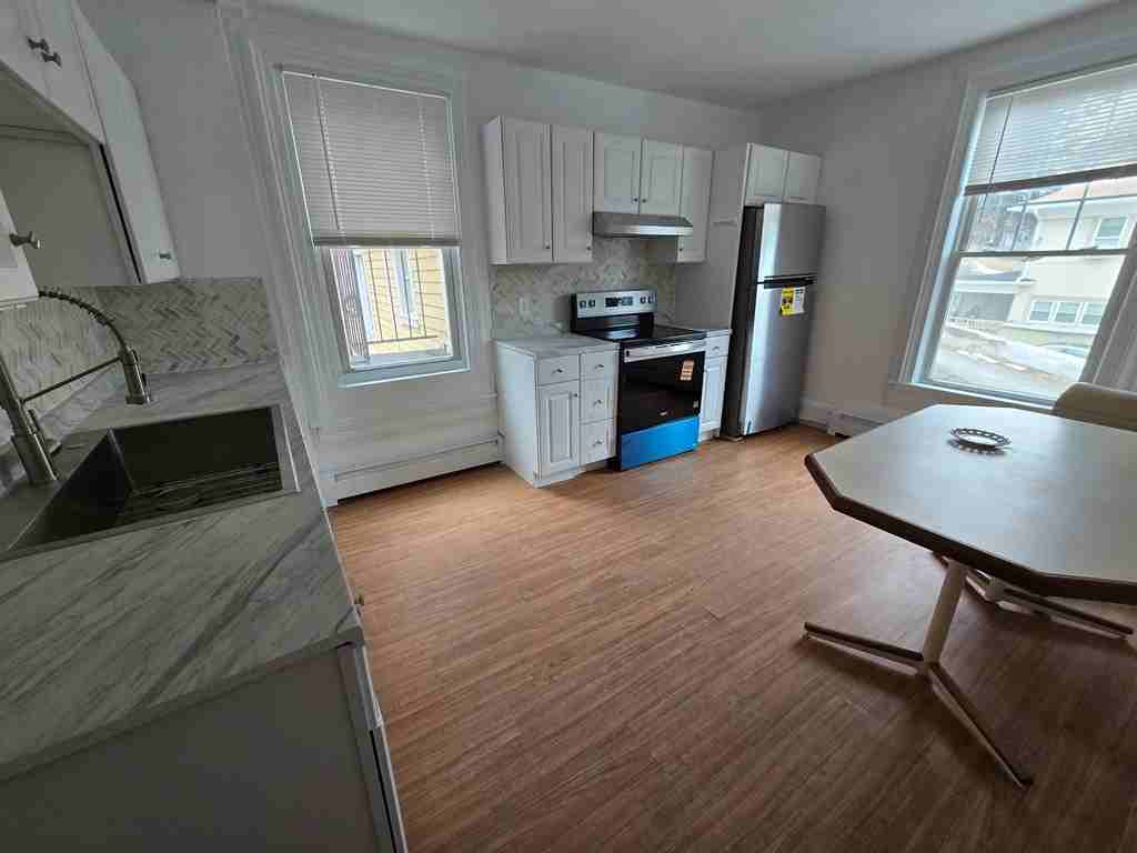 284 S Main St #2 - Photo 6 of 22