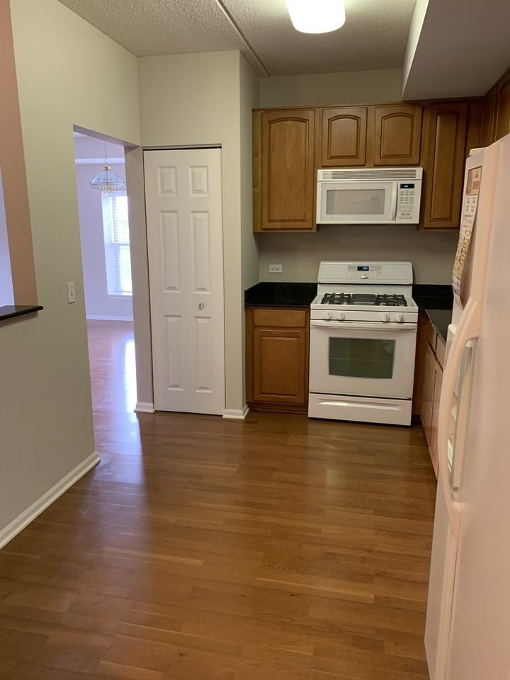 410 W Mahogany Ct #502 - Photo 6 of 7