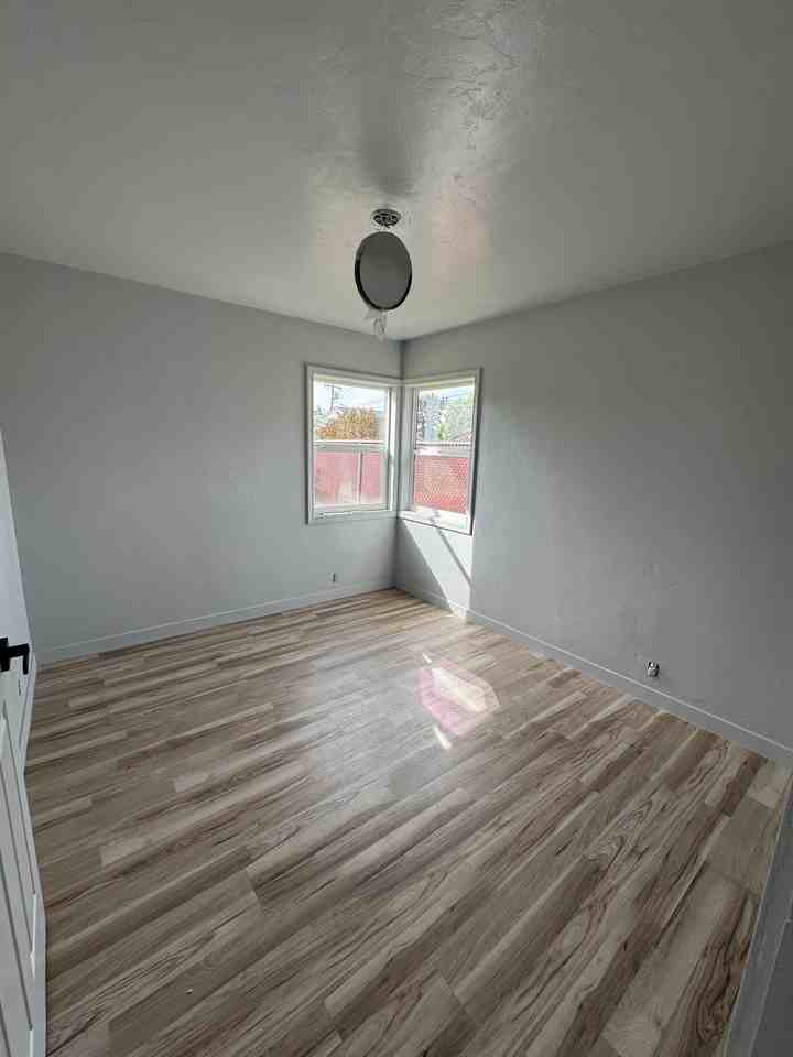 1854 De Ovan Ave #NA - Photo 3 of 15