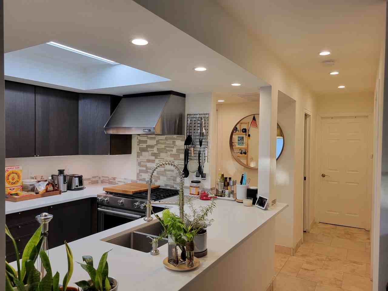 1042 Rockhurst Dr - Photo 3 of 23