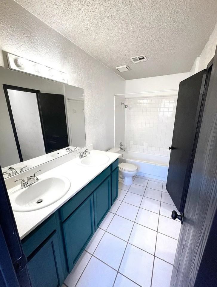 405 Nw 119th St #NA - Photo 5 of 7