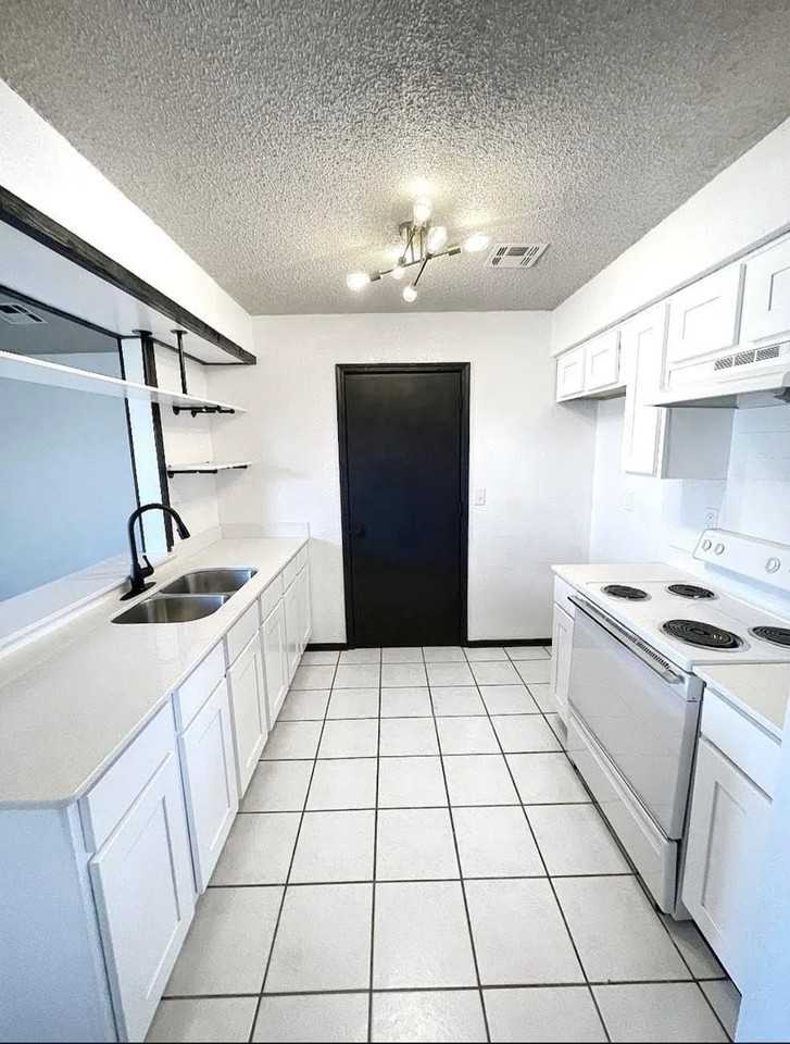 405 Nw 119th St #NA - Photo 6 of 7