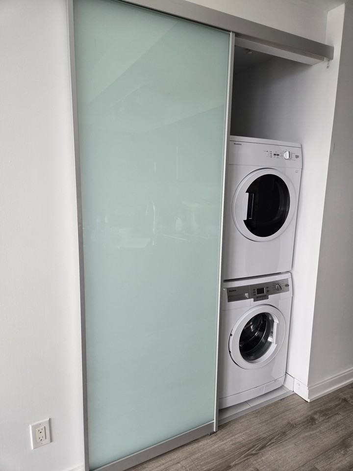 42 Charles Street East #4104 - Photo 6 of 21