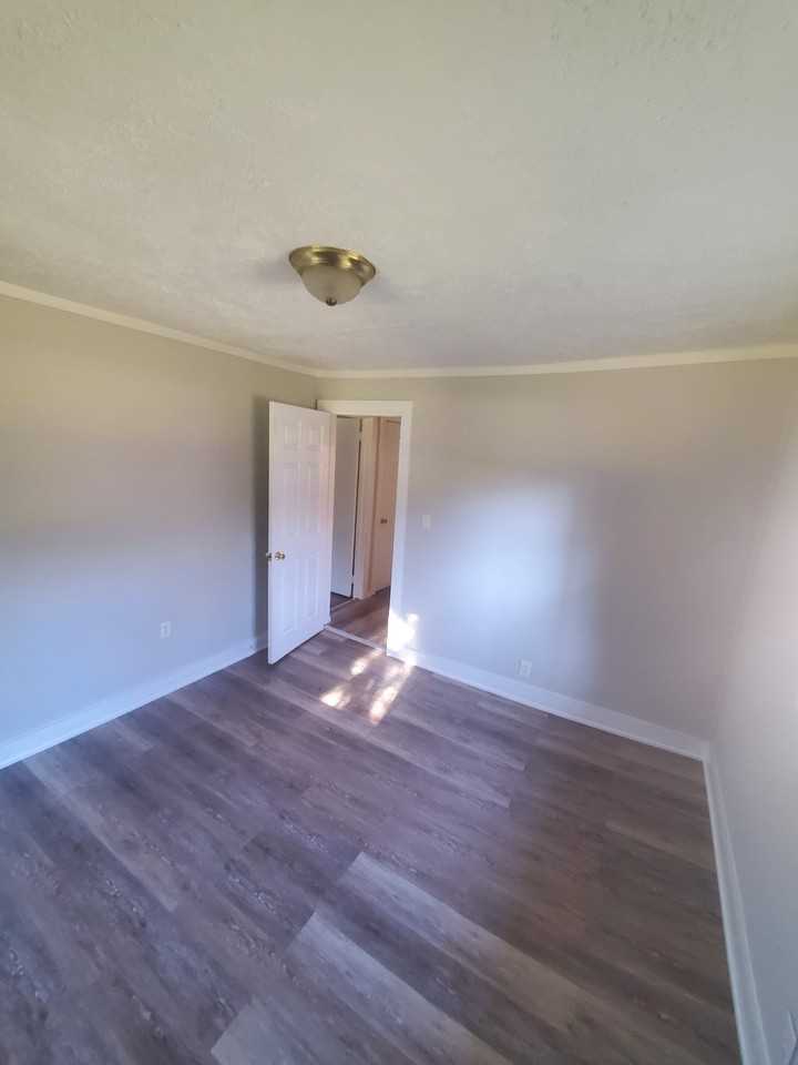 5928 Moorefield Memorial Hwy - Photo 4 of 4