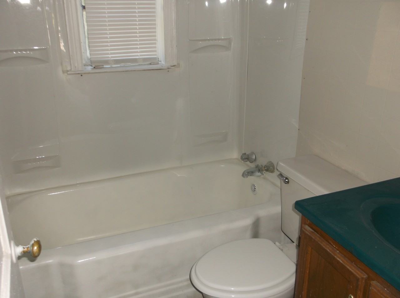 1439 Semmes St - Photo 3 of 9