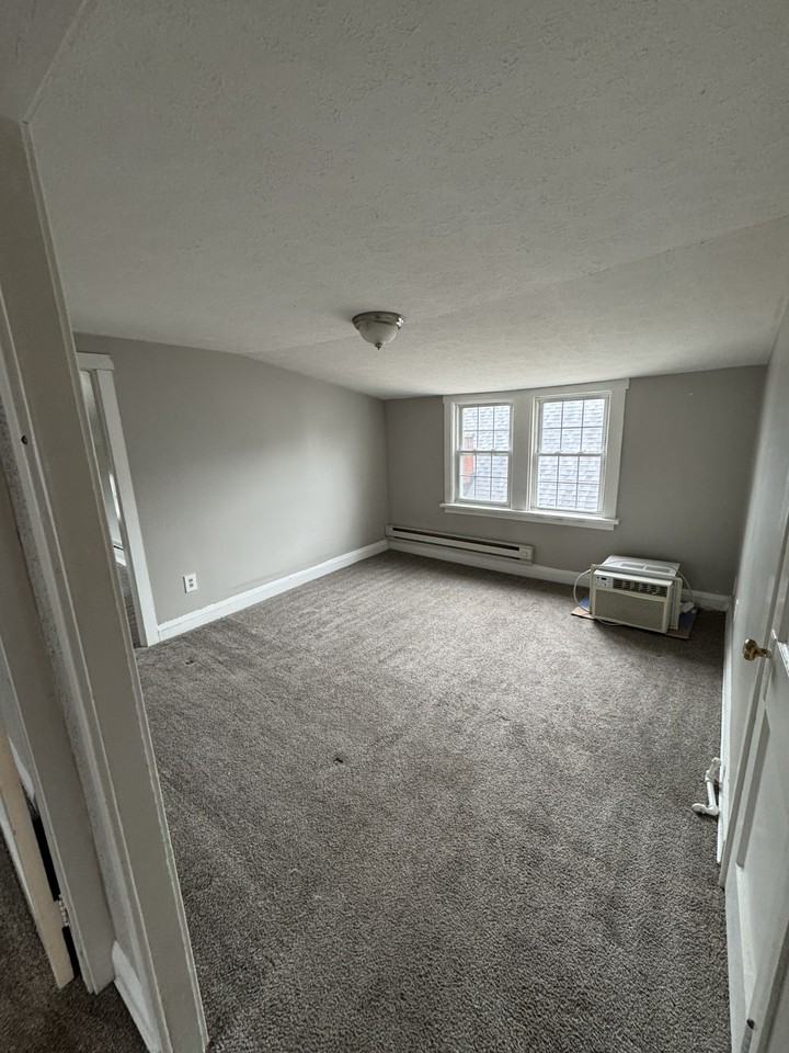 1253 Granger Ave #3 - Photo 5 of 8