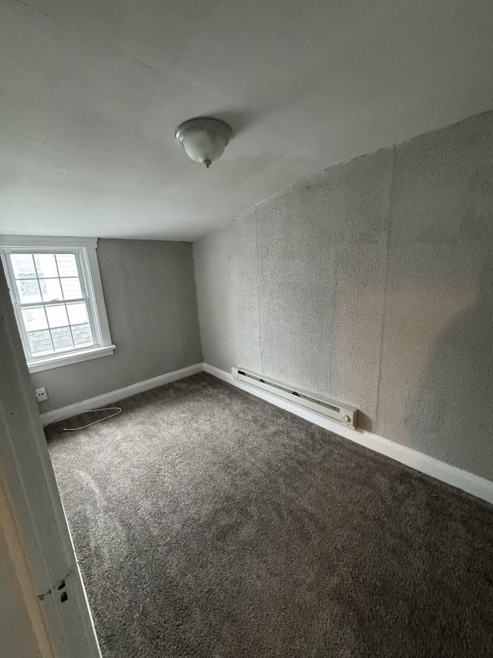 1253 Granger Ave #3 - Photo 7 of 8