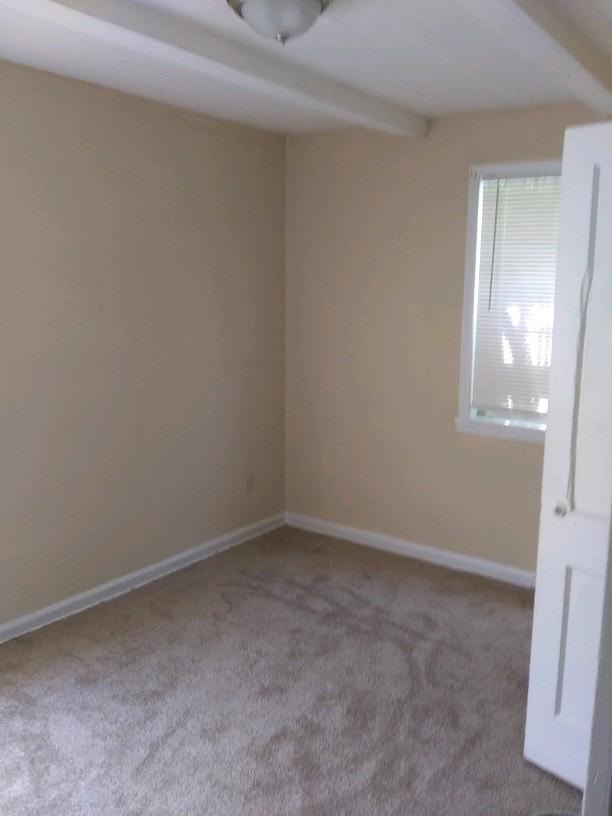 457 King Ave - Photo 2 of 13