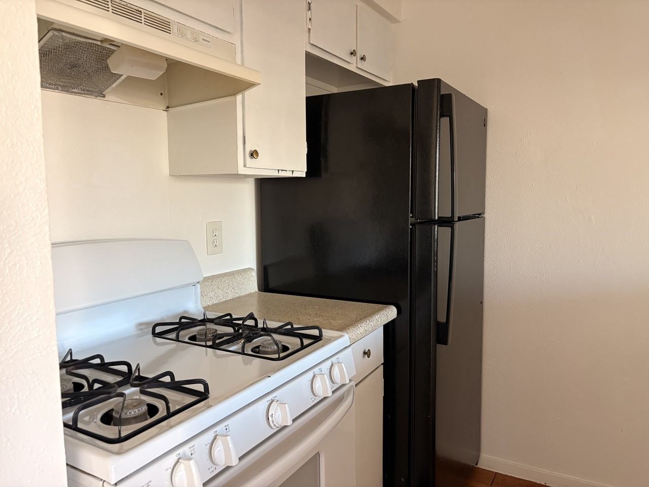 10810 Newmont Rd #3 - Photo 3 of 13