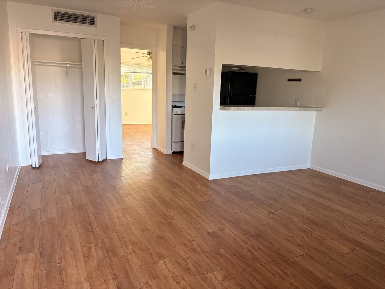 10810 Newmont Rd #3 - Photo 5 of 13