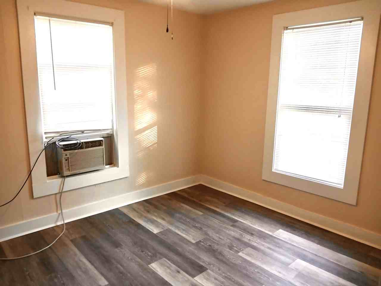 249 Byrnes Cir - Photo 7 of 9