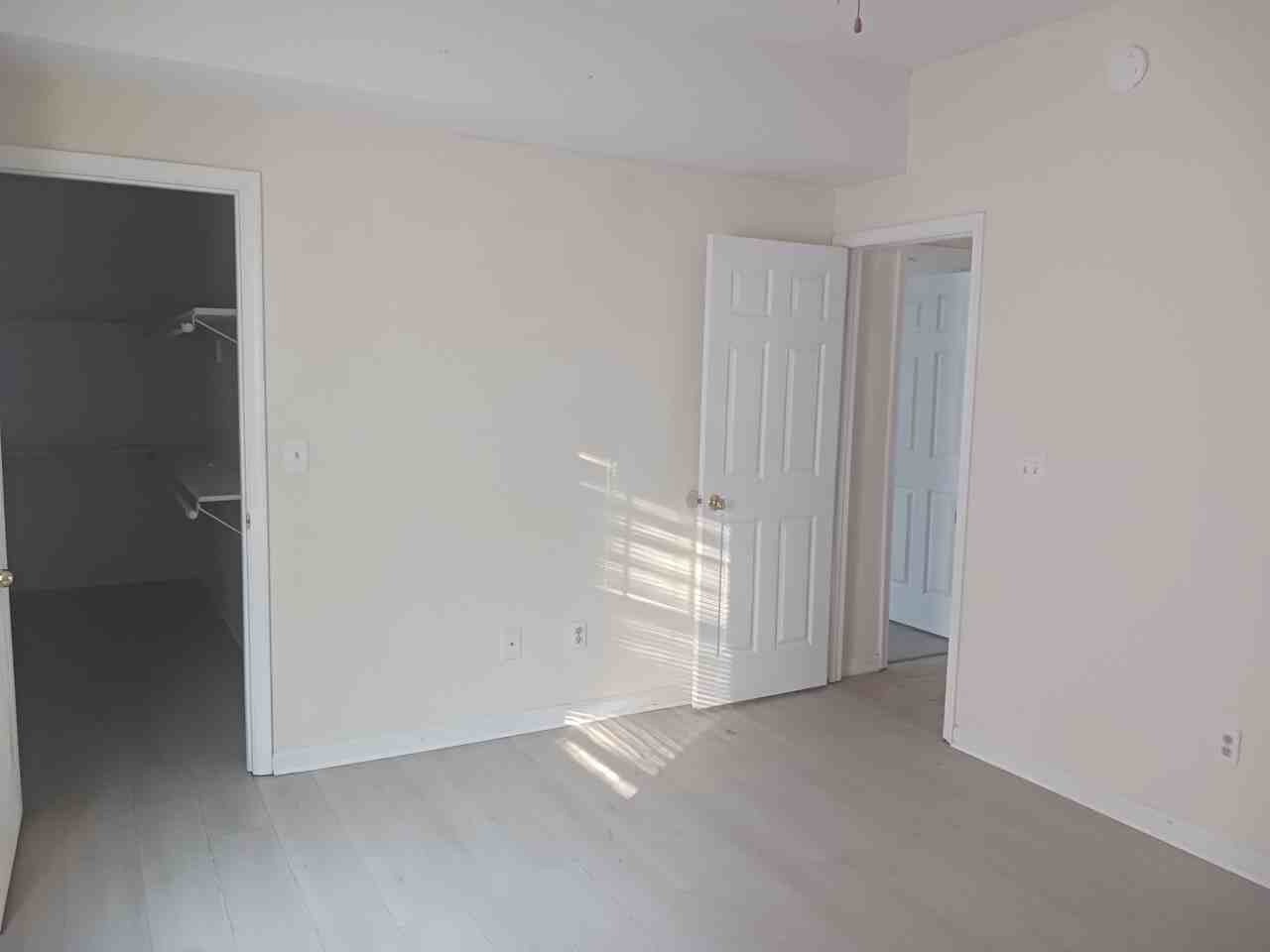 305 Speed St #A - Photo 7 of 7