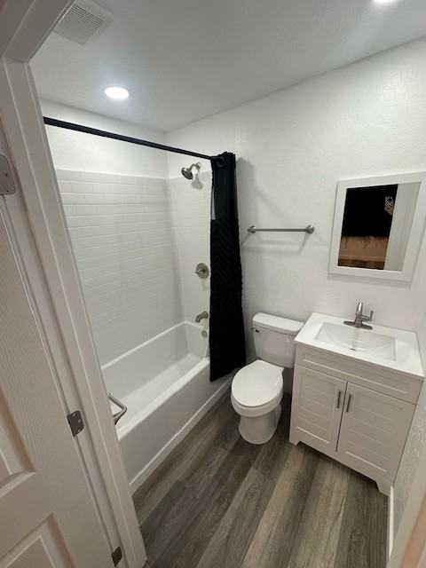 214 S Park Ave #214 - Photo 3 of 7