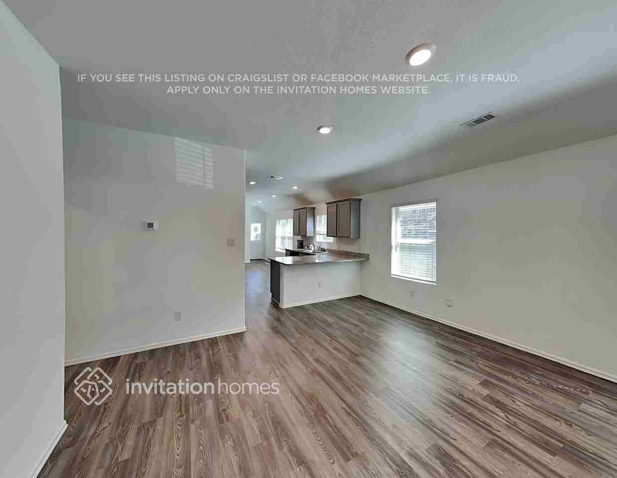 22715 Bolanzo Ln - Photo 3 of 17