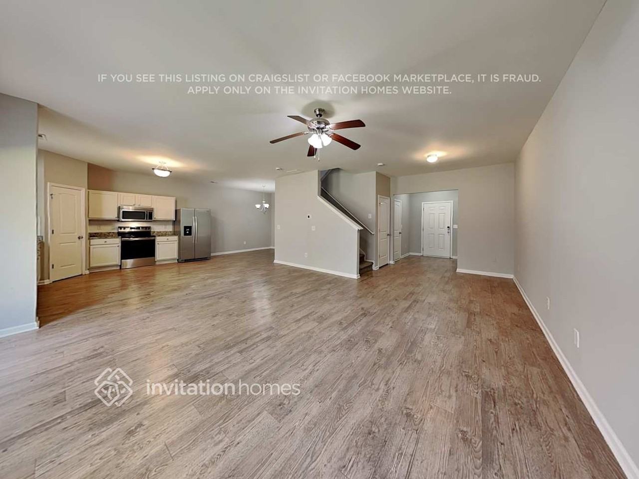 227 Bandelier Cir - Photo 3 of 17