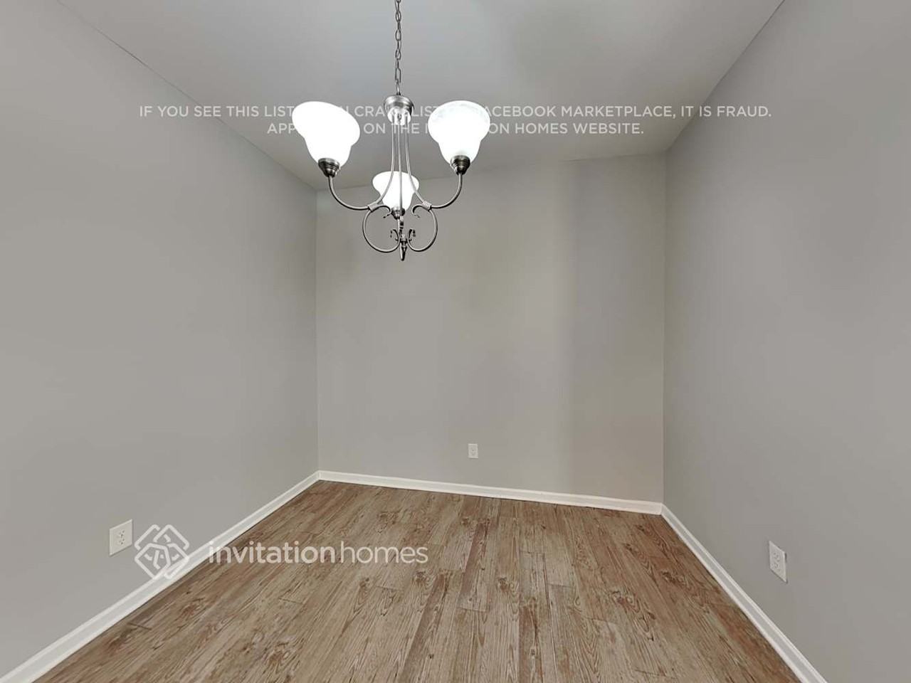 227 Bandelier Cir - Photo 5 of 17