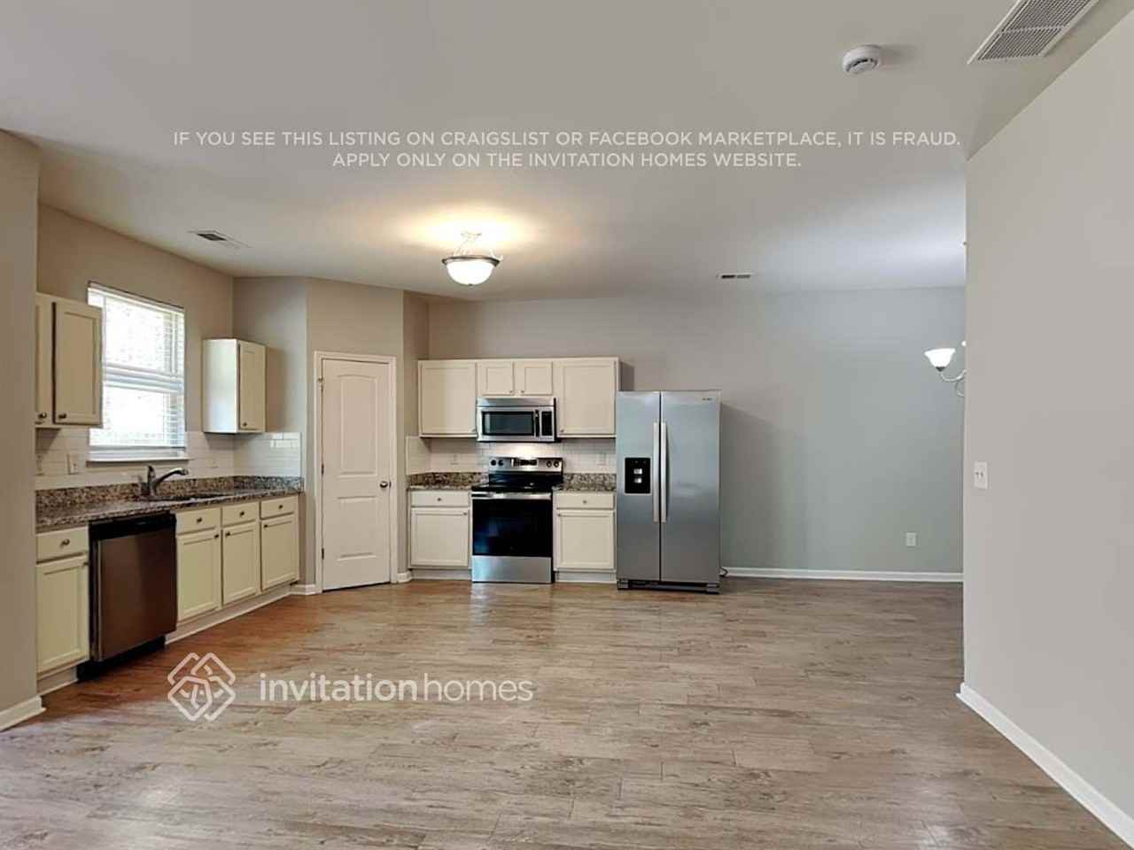 227 Bandelier Cir - Photo 4 of 17