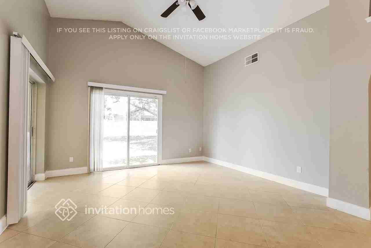 11875 Hatcher Cir - Photo 7 of 17