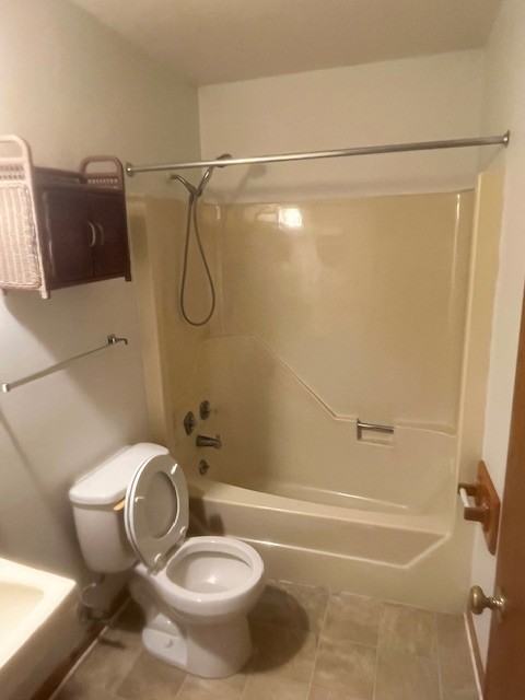 85 Wilson St - Photo 4 of 16