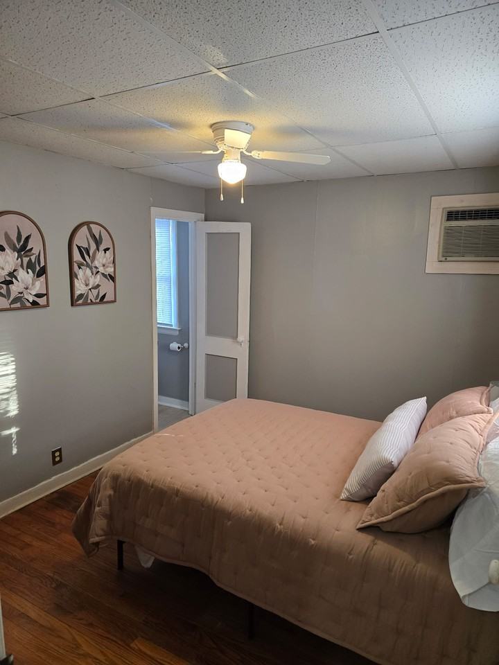 309 S Van Doren St #2 - Photo 2 of 9