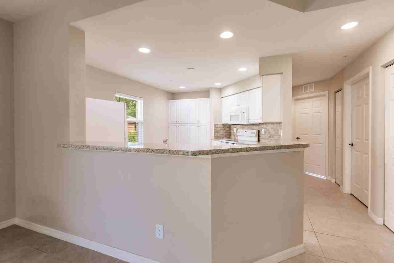 27520 Palmesta Cir #50 - Photo 6 of 17