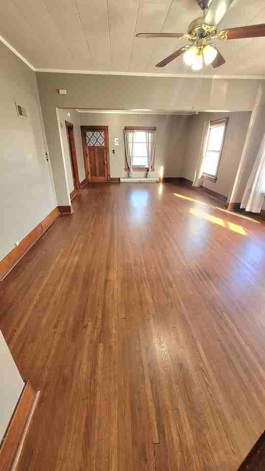 806 S 6th St #1 - Photo 3 of 12