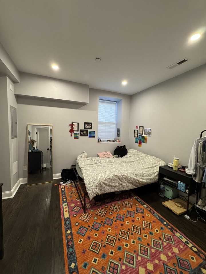 7 Strathmore Rd #A - Photo 4 of 10