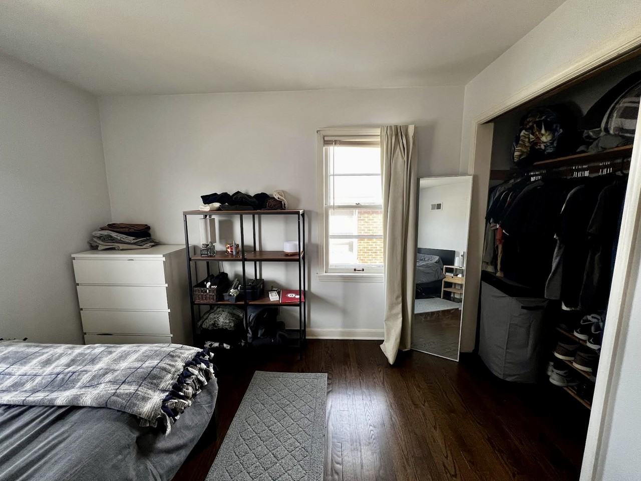 5315 W Wisconsin Ave #2 - Photo 5 of 9