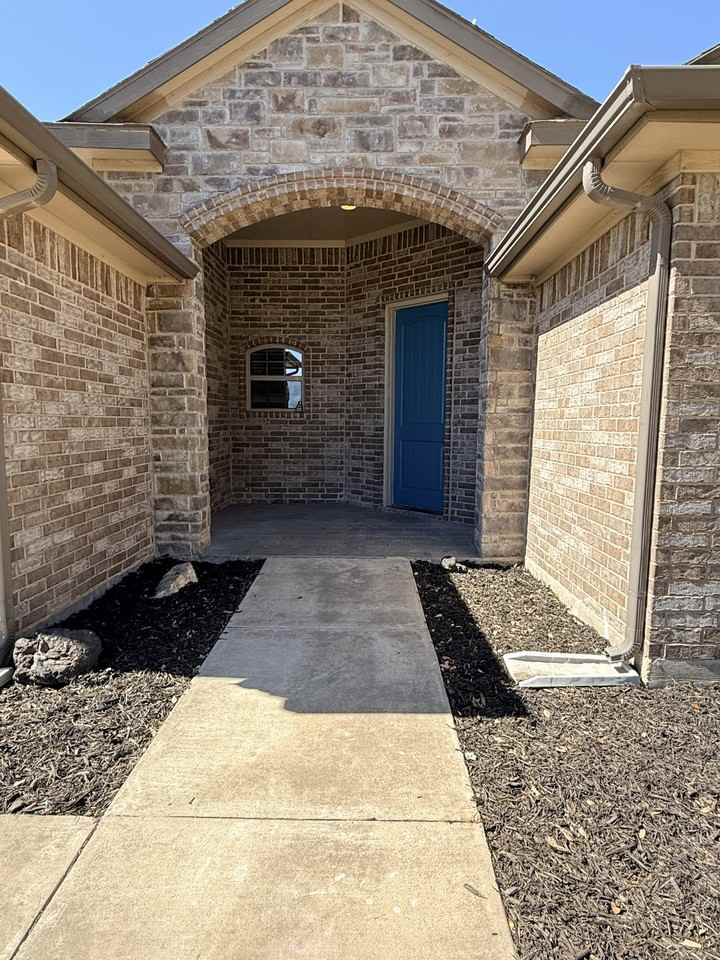 213 Briarstone Dr - Photo 3 of 28
