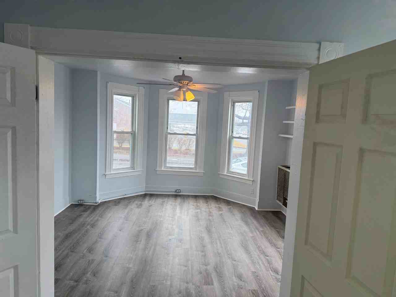 337 Wilson St - Photo 6 of 9