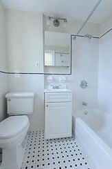 850 Amsterdam Ave #9G - Photo 5 of 6