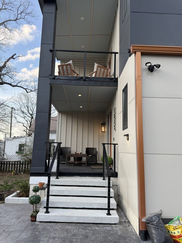 1073 Hemphill Ave Nw #1 - Photo 4 of 50