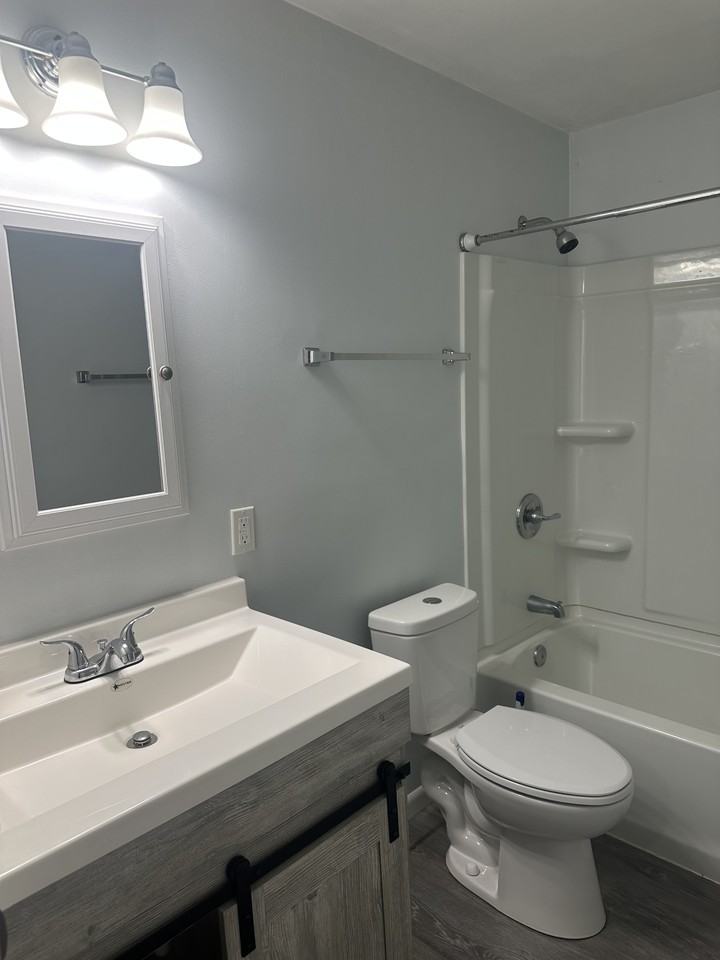 4715 Dodge Ave #4717 - Photo 5 of 8