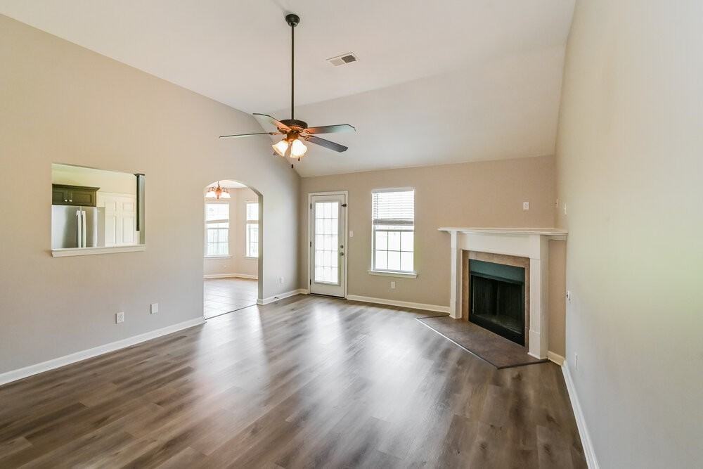 9069 Gavin Dr - Photo 6 of 17