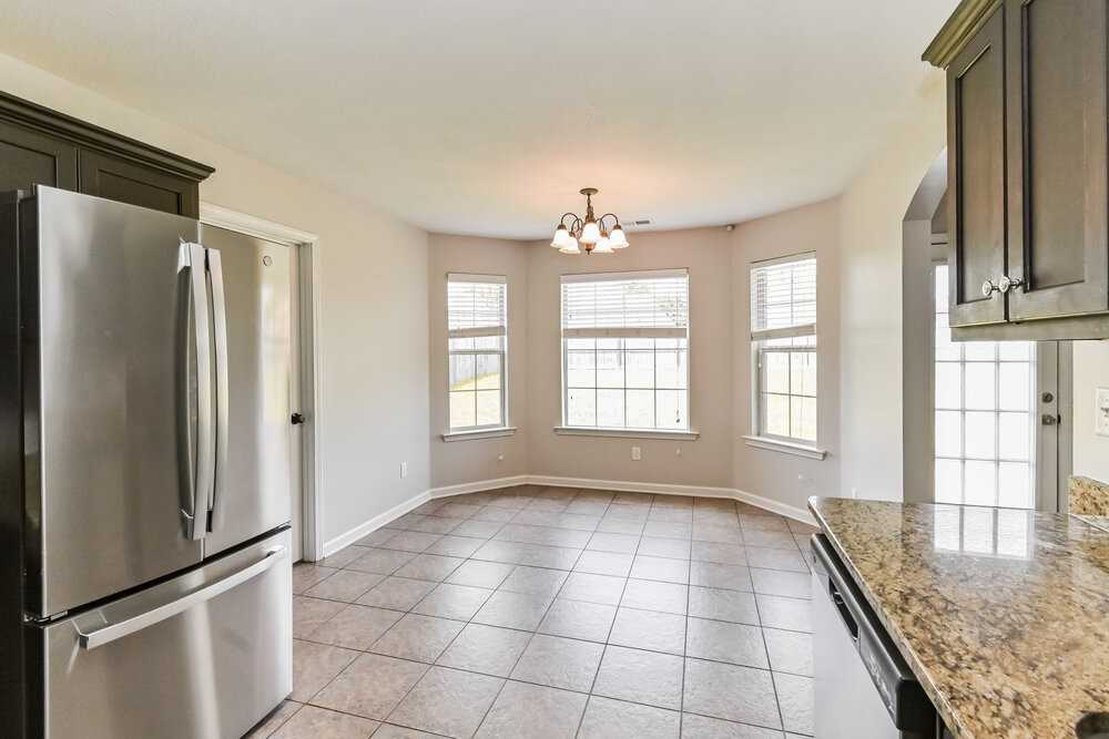 9069 Gavin Dr - Photo 7 of 17