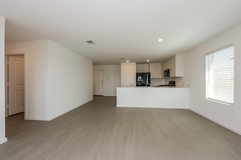 1289 Wedgeleaf Ln - Photo 4 of 16
