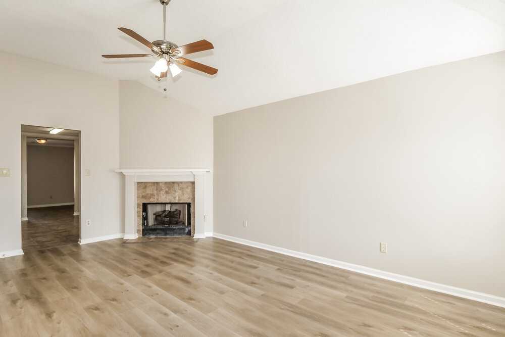 4550 Cedar Leaf Cv - Photo 4 of 16