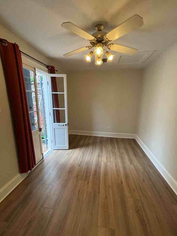 522 Dauphine Street-Rear #522REAR - Photo 3 of 8