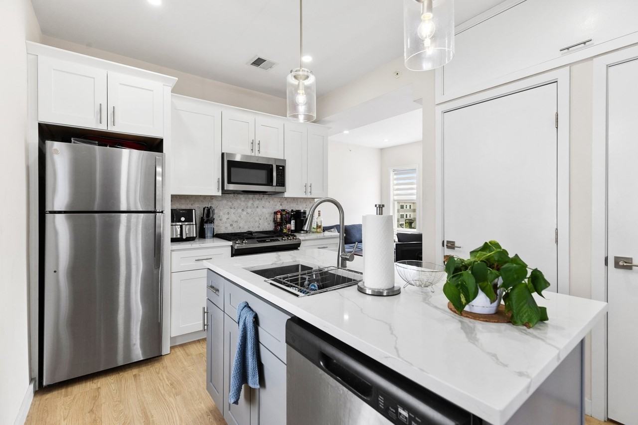 7 Transit Street7 Transit Street - 1 #1 - Photo 6 of 11