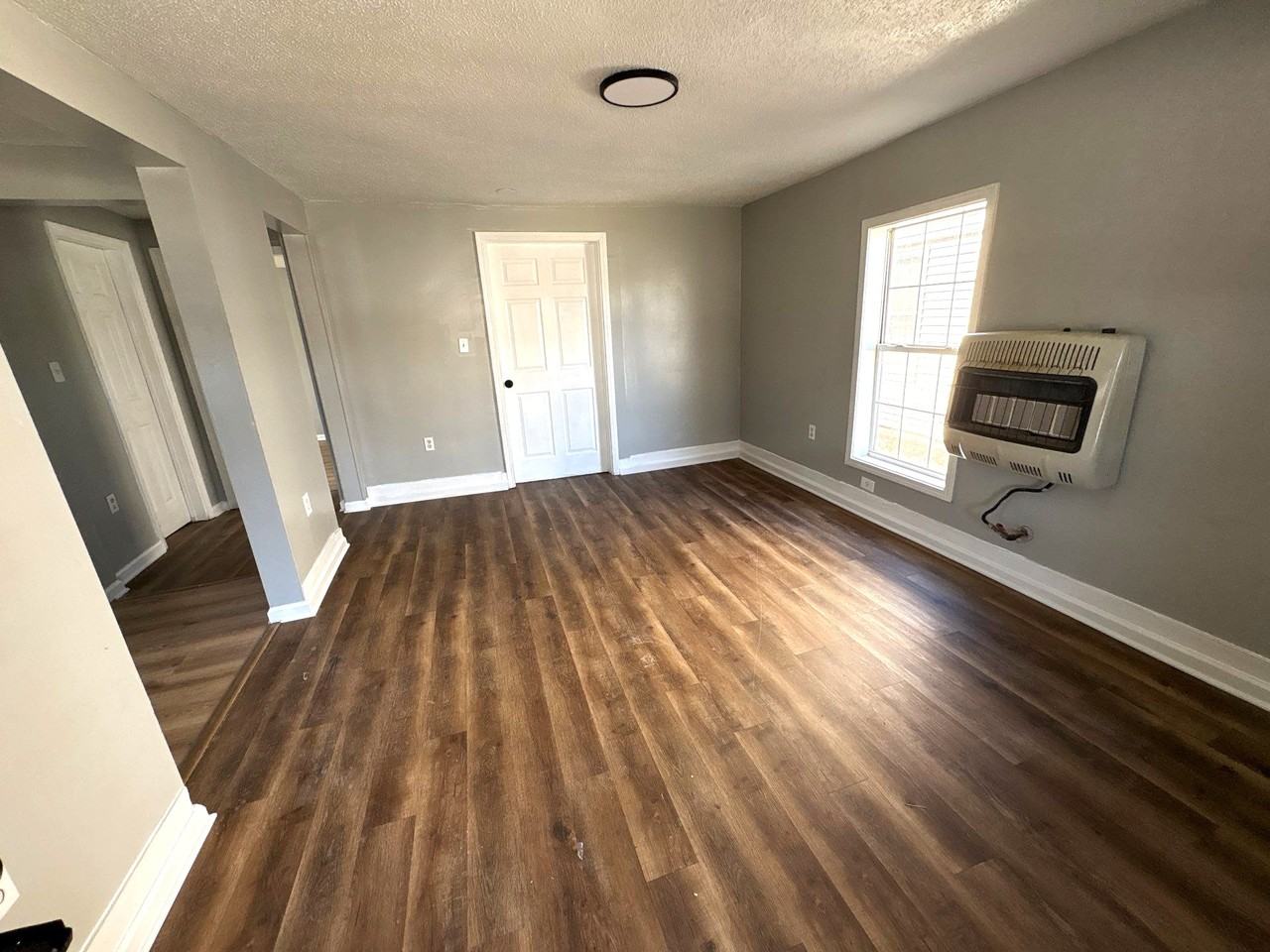 329 N College St #A - Photo 5 of 9