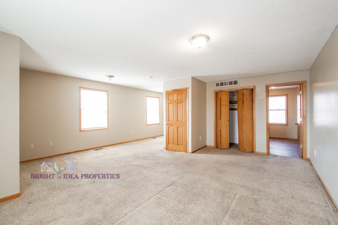 863 Clark St #863-2 - Photo 6 of 17