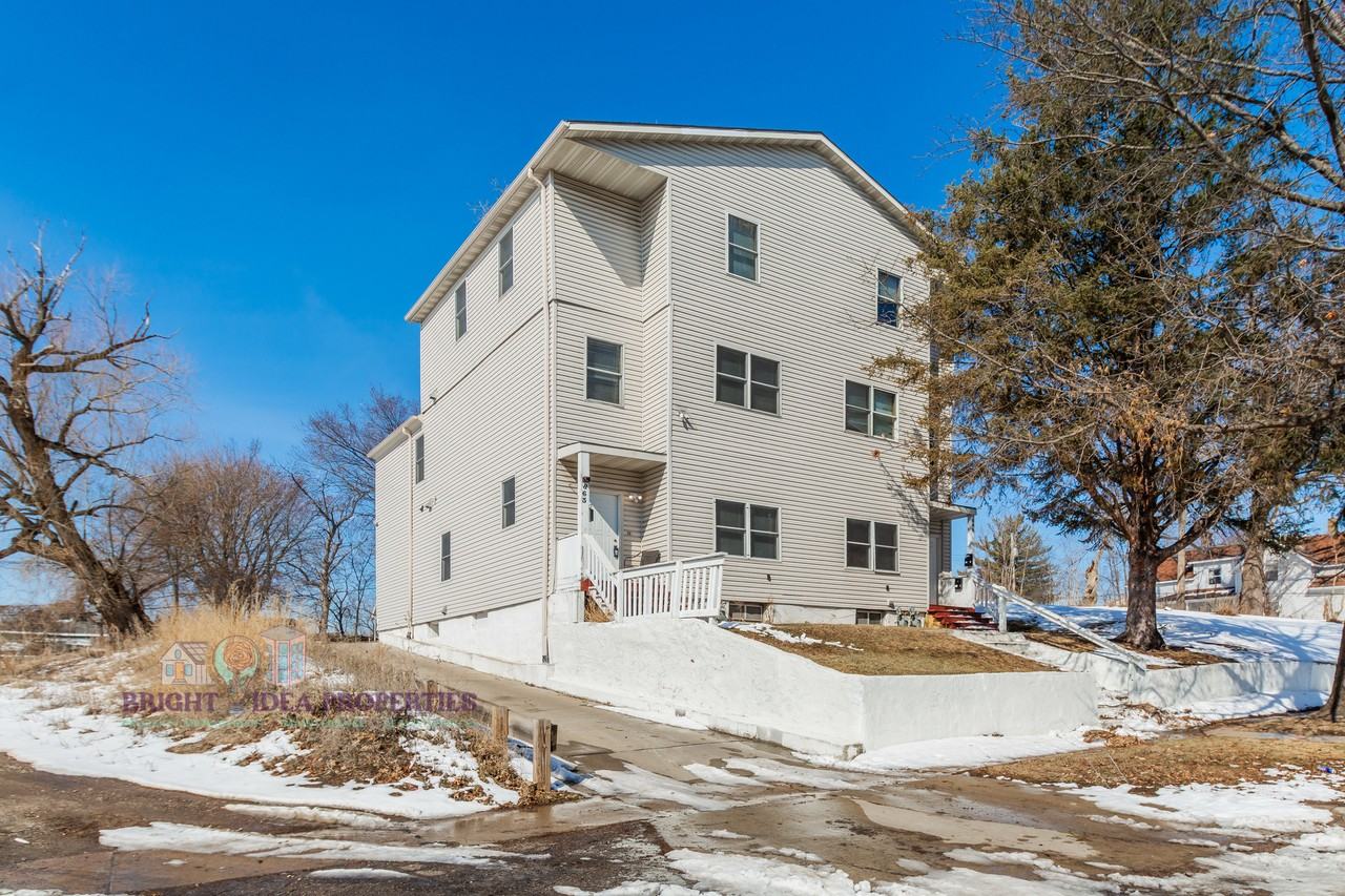 863 Clark St #863-2 - Photo 2 of 17