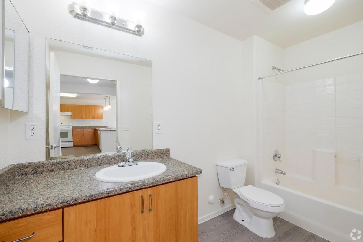 4033 S 7th St - Photo 7 of 16