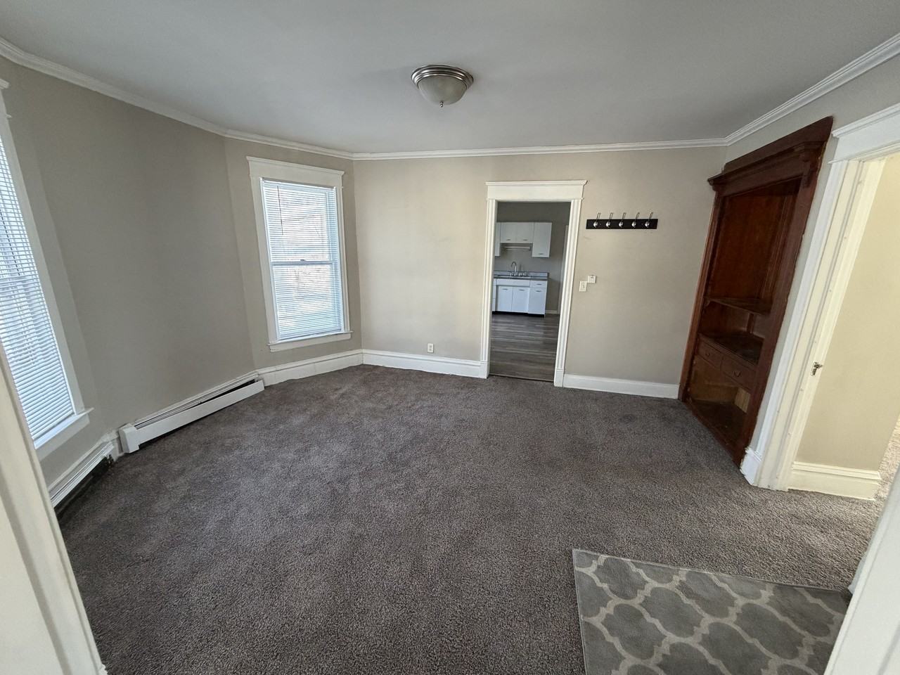 220 E Racine St #1 - Photo 3 of 10